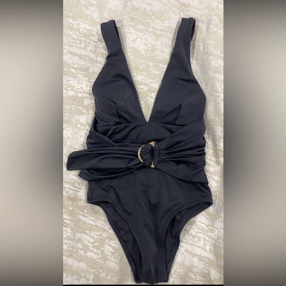 Moeva Swimsuit - Picture 2 of 2